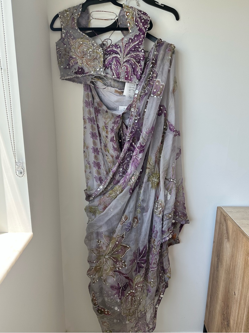 Mahima Mahajan Gorgeous Designer Farida Pre-Draped Saree NWT Size XL
